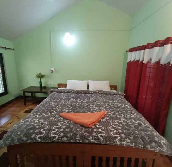 اتاق استاندارد, Crocodile Safari Camp