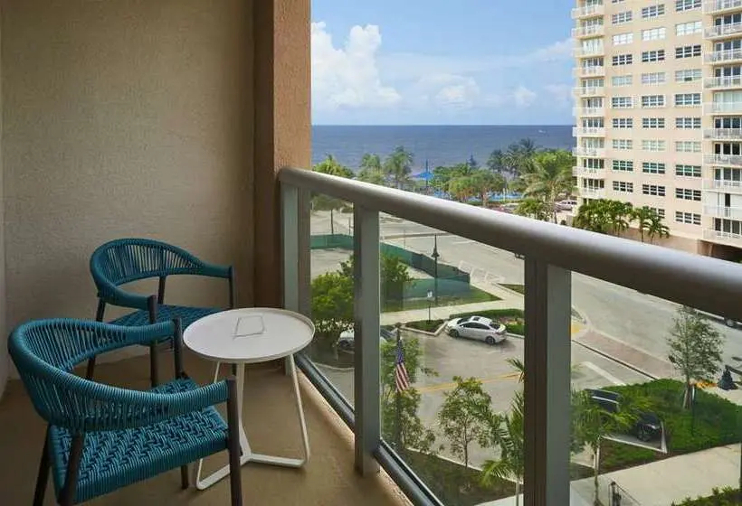 キングサイズベッドのスイートルーム, Home2 Suites By Hilton Pompano Beach Pier