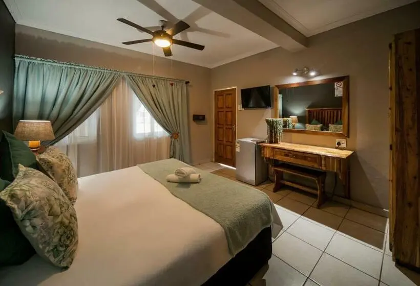 اتاق استاندارد با تخت بزرگ, Ivory Tusk Lodge