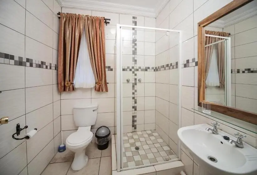 اتاق استاندارد با تخت بزرگ, Ivory Tusk Lodge