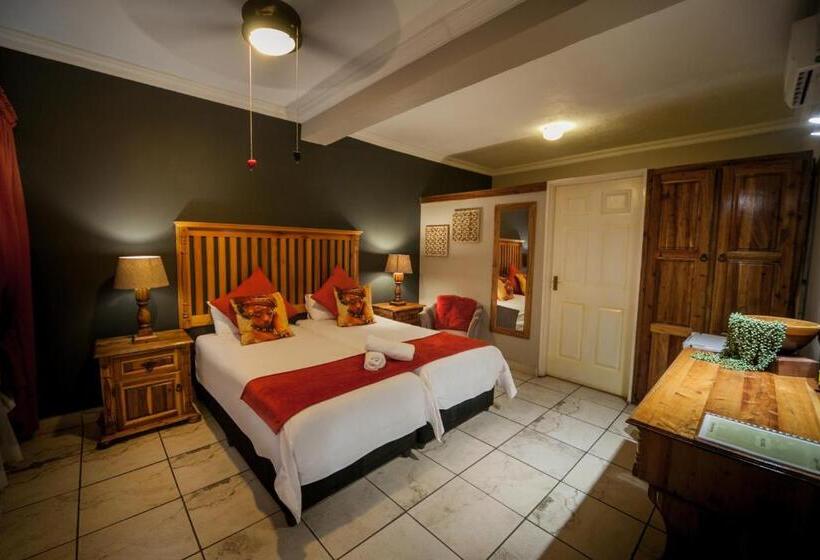 חדר סטנדרט עם מיטת קינג, Ivory Tusk Lodge