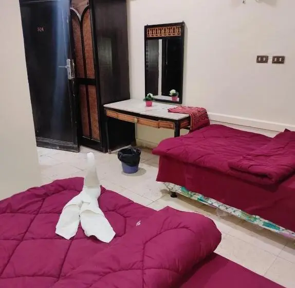 اتاق استاندارد, One Season Hostel
