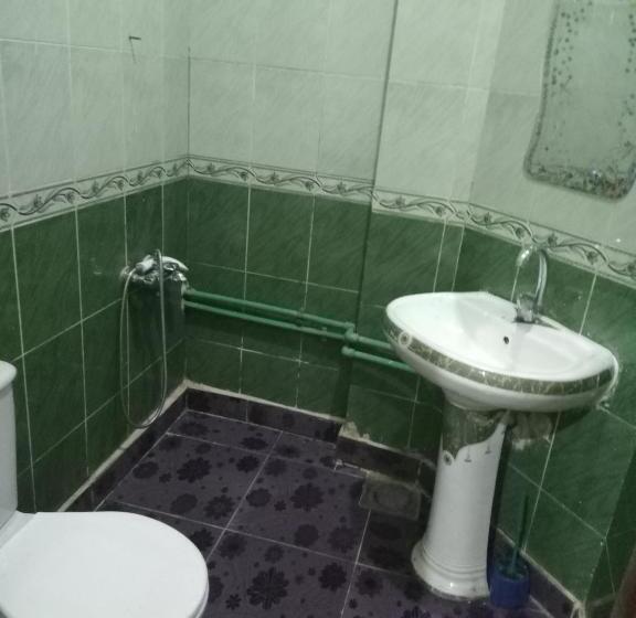 اتاق استاندارد سه نفره, One Season Hostel