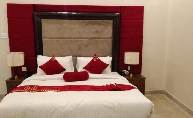 اتاق اجرایی سه نفره, The Holiday