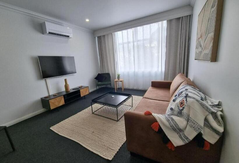 آپارتمان لوکس 1 خوابه, The Sherwood