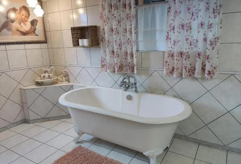 デラックスルーム, Vaal Marina Guest House 655 Leervis