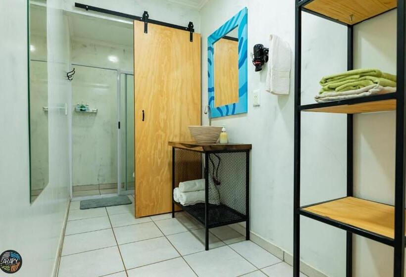 带阳台的三人标准间, Arapy Bed And Dream