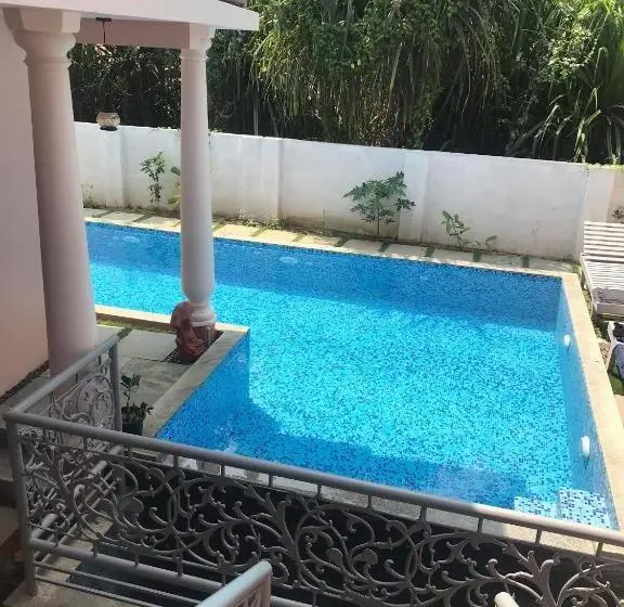 キングサイズベッドのスタンダードルーム, Mandaram Villas