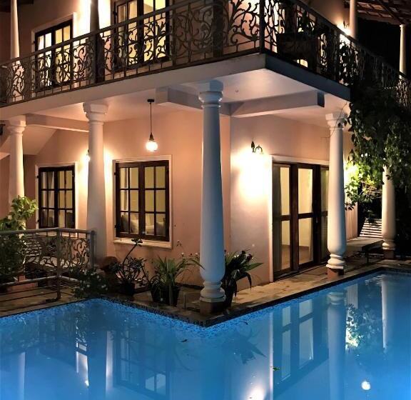 스탠다드 룸 풀장 전망, Mandaram Villas