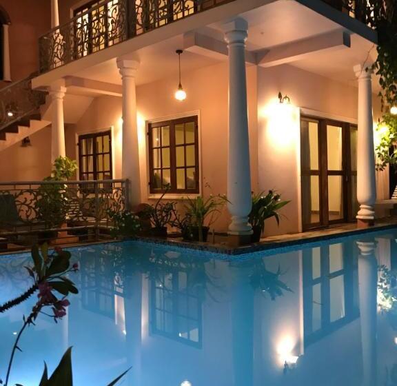 带大床的标准间, Mandaram Villas