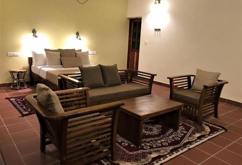 带大床的标准间, Mandaram Villas