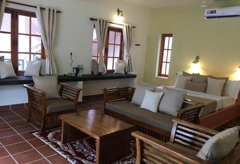 스탠다드 룸 킹사이즈 침대, Mandaram Villas