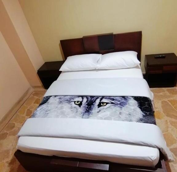 اتاق استاندارد یک نفره, Golden Suite