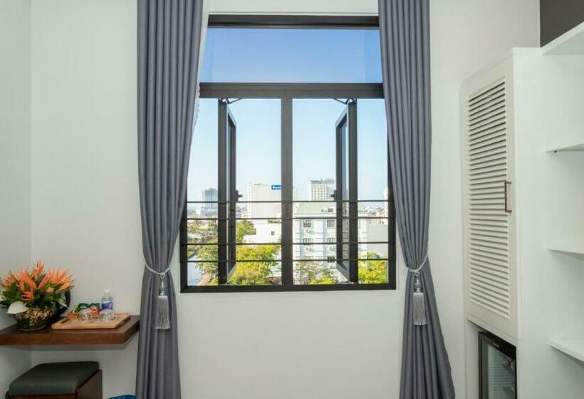 اتاق استاندارد یک نفره, La Casa Tuy Hòa