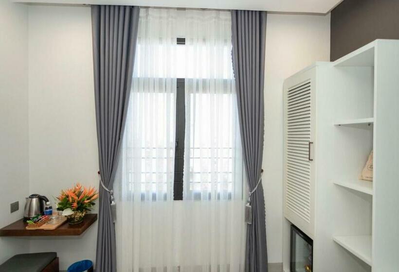 اتاق استاندارد یک نفره, La Casa Tuy Hòa