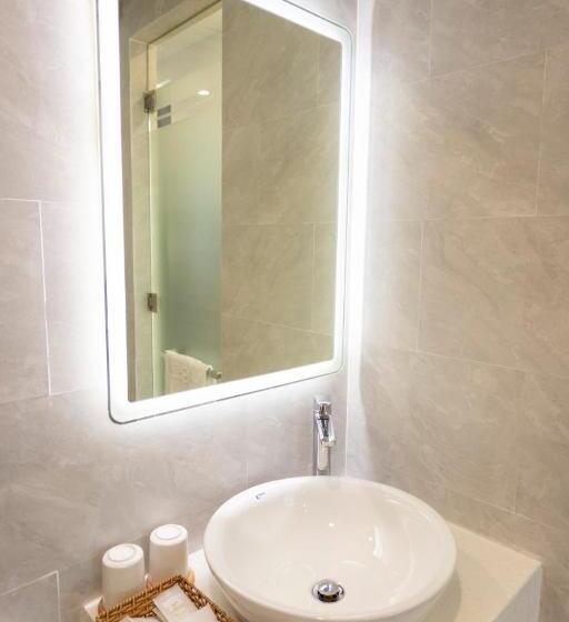 اتاق استاندارد یک نفره, La Casa Tuy Hòa