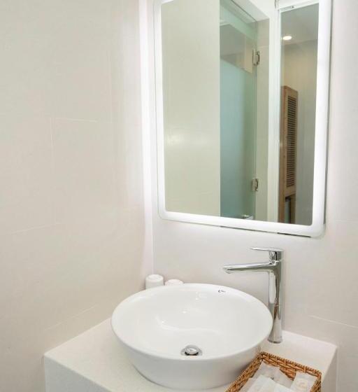 اتاق لوکس, La Casa Tuy Hòa