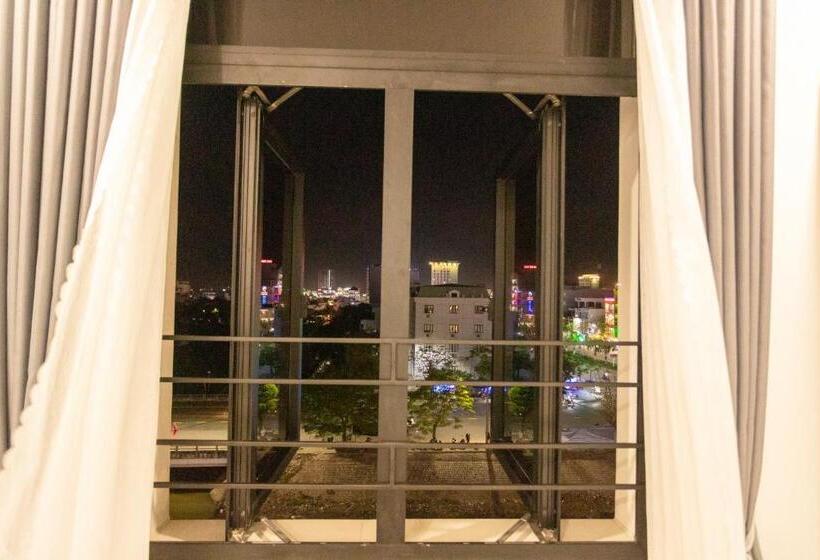 سوییت, La Casa Tuy Hòa
