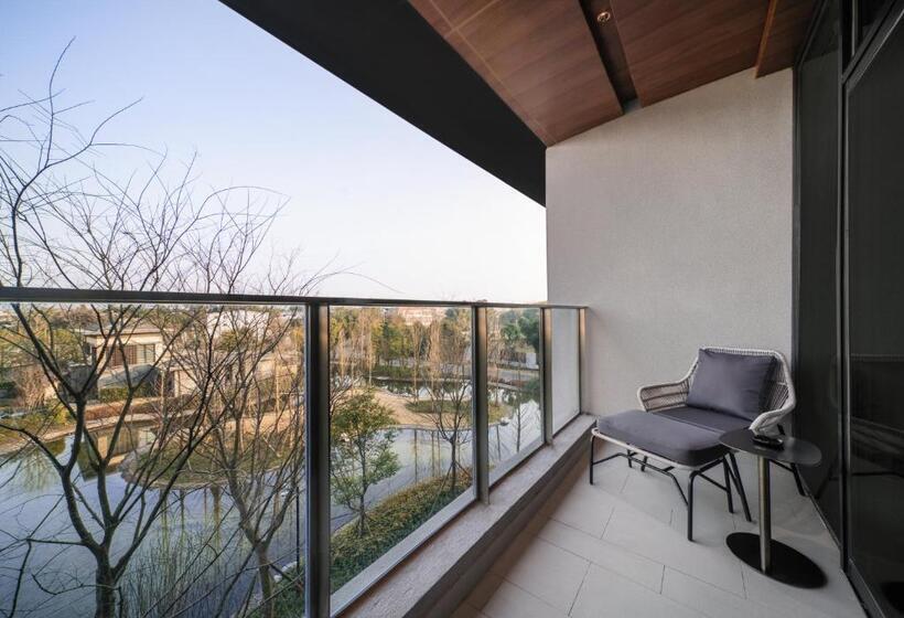 Номер Deluxe Вид на Сад, Ocean Spring Resort Chengdu   Mgallery