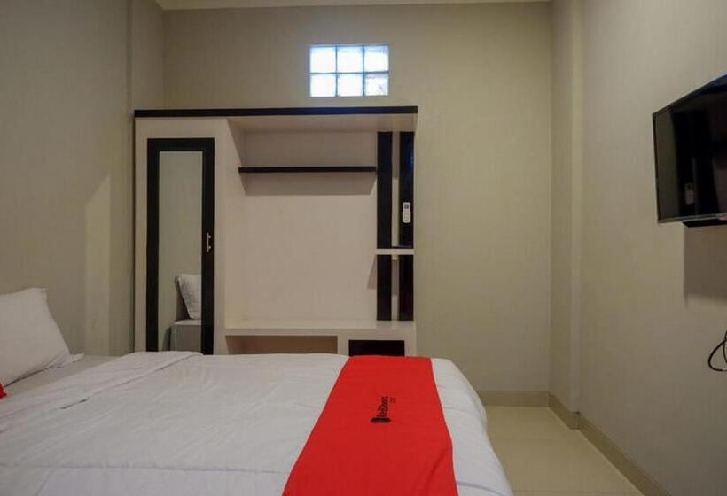 Номер Стандарт, Reddoorz Plus Near Jogja City Mall 5