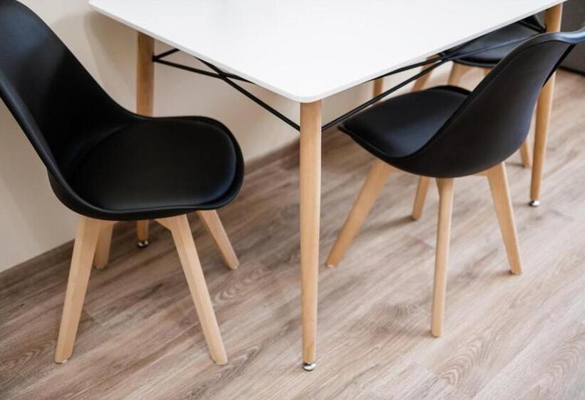 استودیوی استاندارد, центр міста! затишні квартири в новобудові!