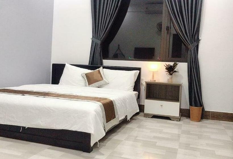 اتاق لوکس, Hoa Mai Plus Hostel