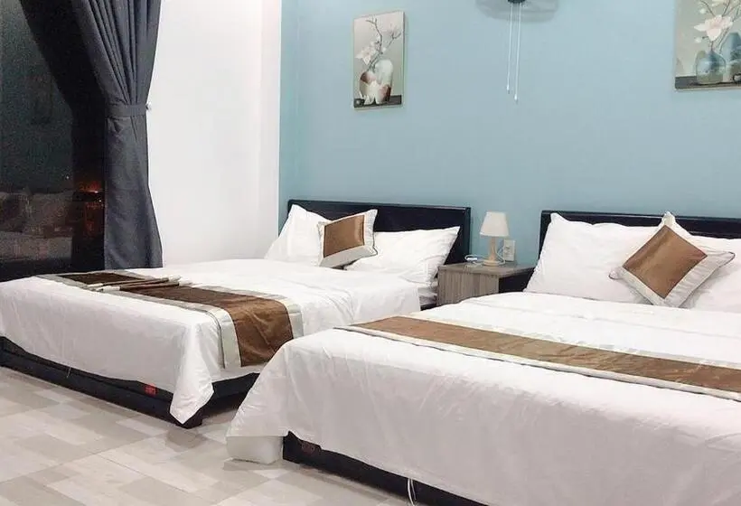 اتاق استاندارد با بالکن, Hoa Mai Plus Hostel