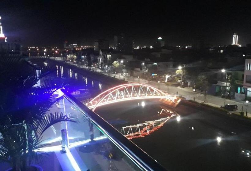 اتاق استاندارد سه نفره, Hoa Mai Plus Hostel