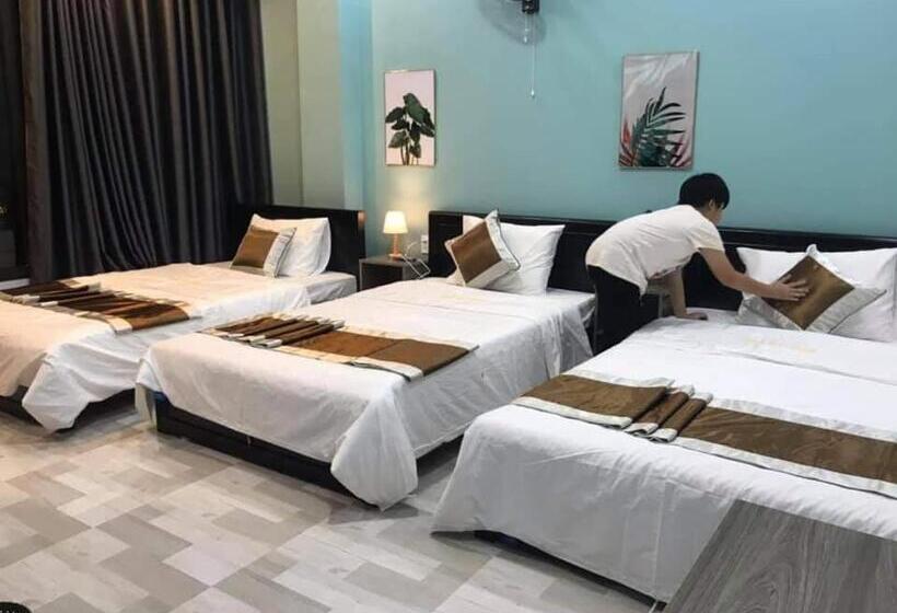 スタンダードトリプルルーム, Hoa Mai Plus Hostel