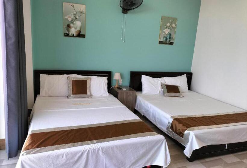 اتاق استاندارد با بالکن, Hoa Mai Plus Hostel