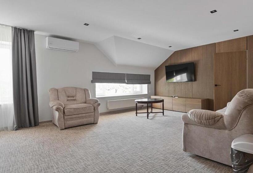 سوییت, Makis Hotel Spa