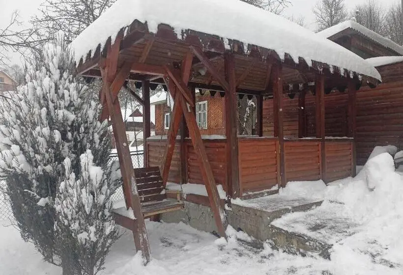 خانه 1 خوابه, гостьовий двір