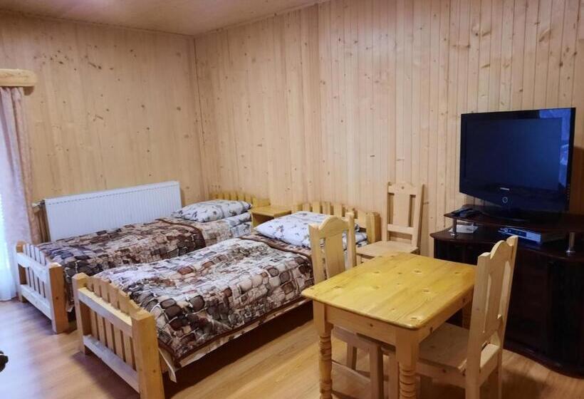 Трехместный Номер Deluxe, Cube