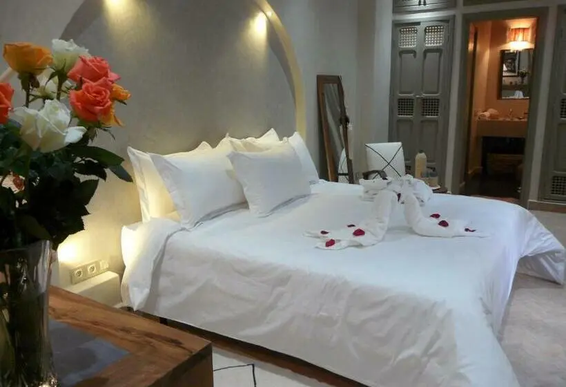 سوییت جونیور, Riad Et Spa Misria Les Oliviers