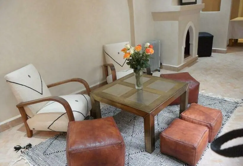 سوییت خانوادگی, Riad Et Spa Misria Les Oliviers