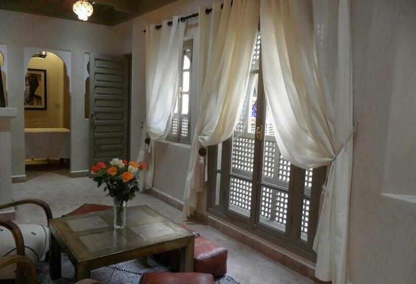 سوییت خانوادگی, Riad Et Spa Misria Les Oliviers