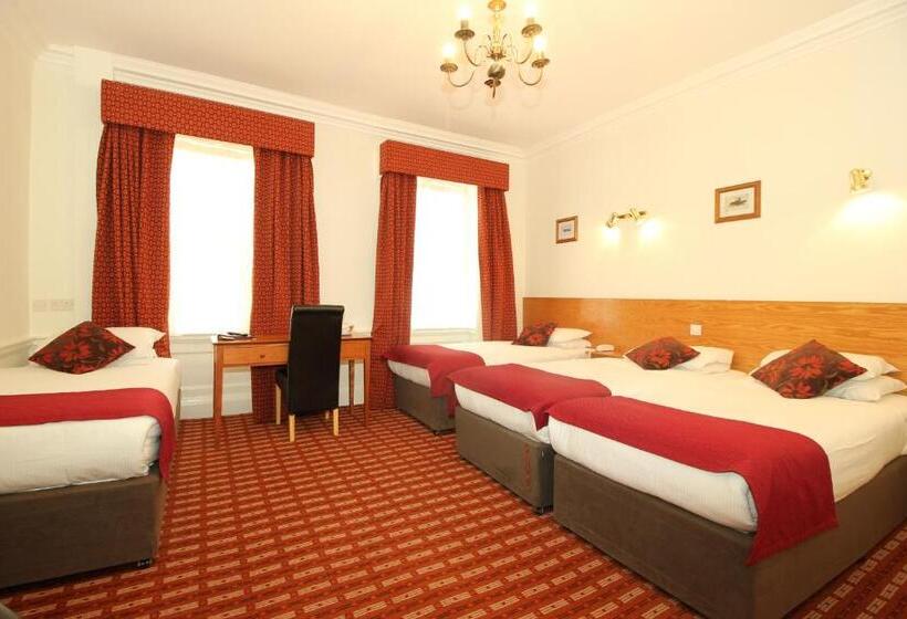 اتاق خانوادگی, Castle