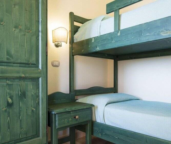 غرفة عائلية, Club Hotel Torre Moresca