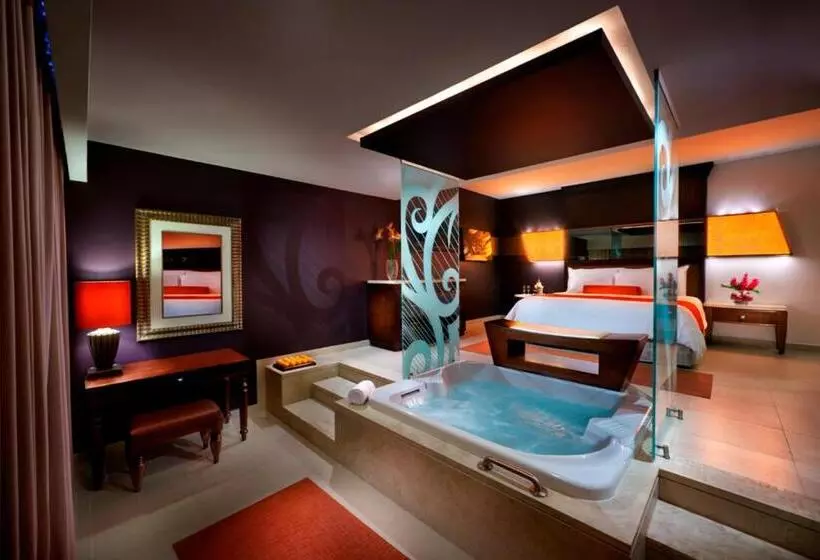 سوئیت کلاسیک, Hard Rock Hotel & Casino Punta Cana All Inclusive