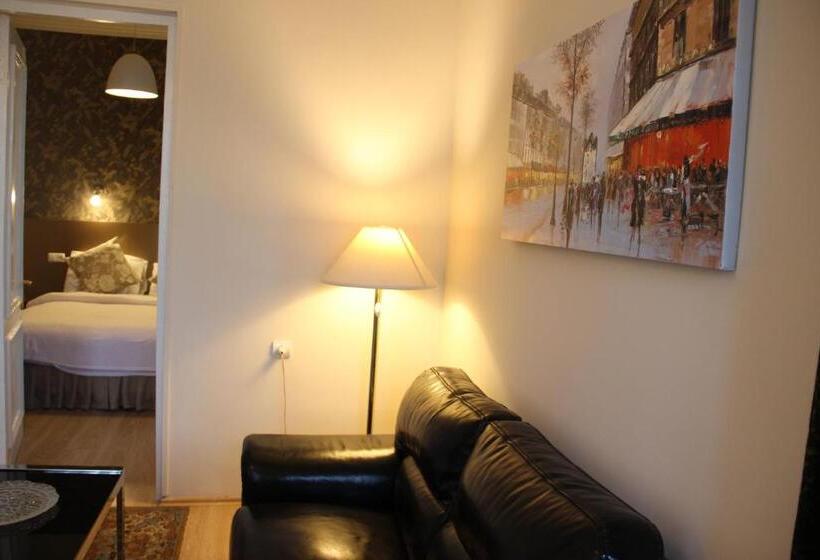 スーペリアースイート, Iliani