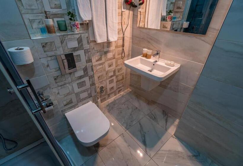 スーペリアースイート, Iliani