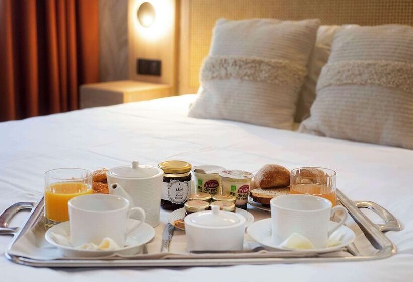 프레스티지 룸, Kyriad Prestige Hotel Clermont Ferrand