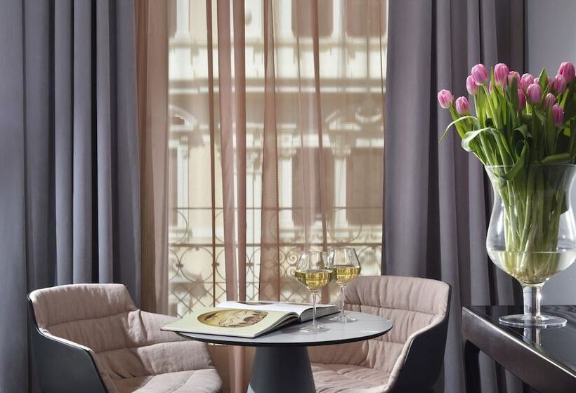 Suite Junior, Leon S Place Hotel In Rome