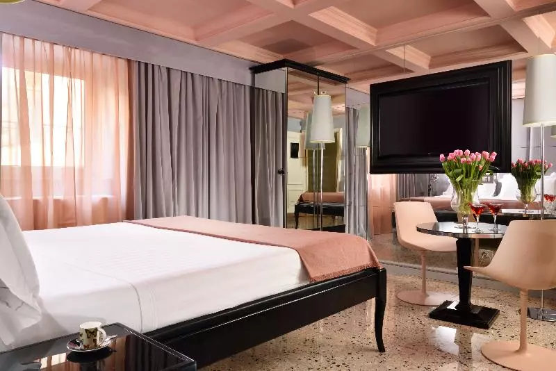 Camera Deluxe, Leon S Place Hotel In Rome