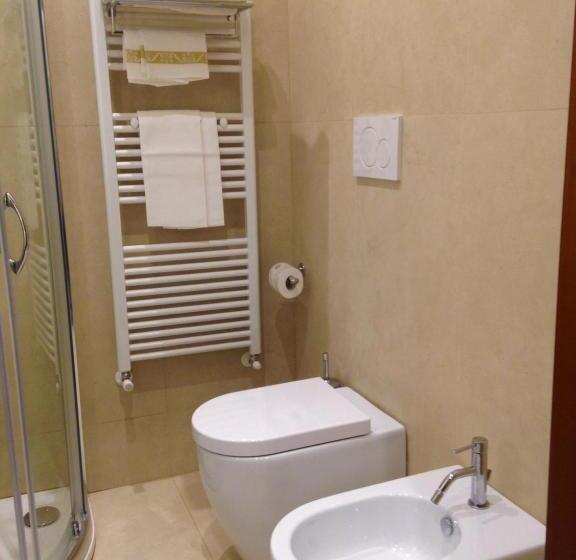 غرفة إقتصادية, Lolli Palace