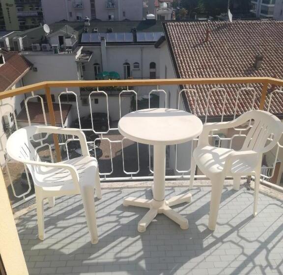 バルコニー付きスタンダードルーム, Hotel MaxiHeron & Hotel MiniHeron