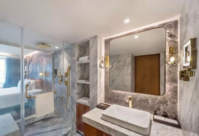 ビジネスルーム, Radisson Blu Hotel & Suites Grt Chennai