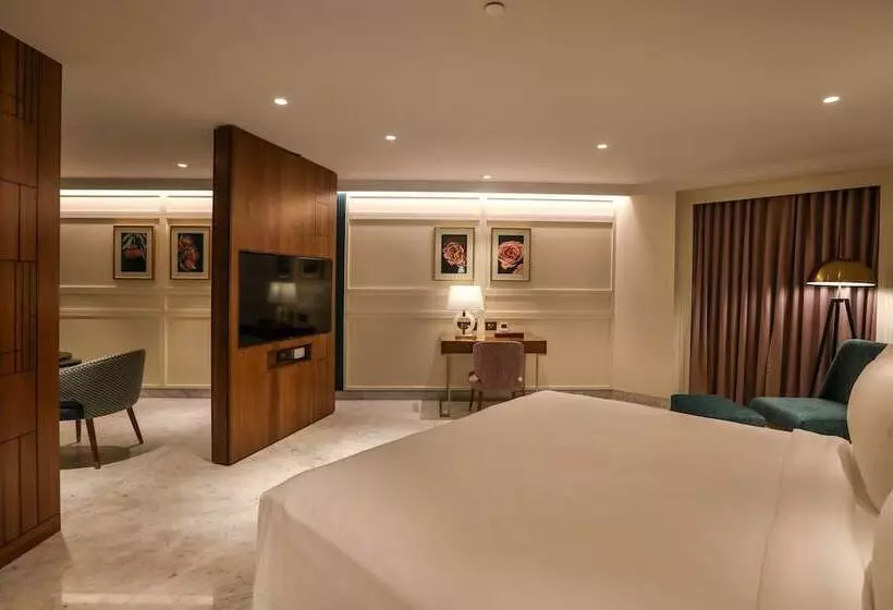 スイート, Radisson Blu Hotel & Suites Grt Chennai