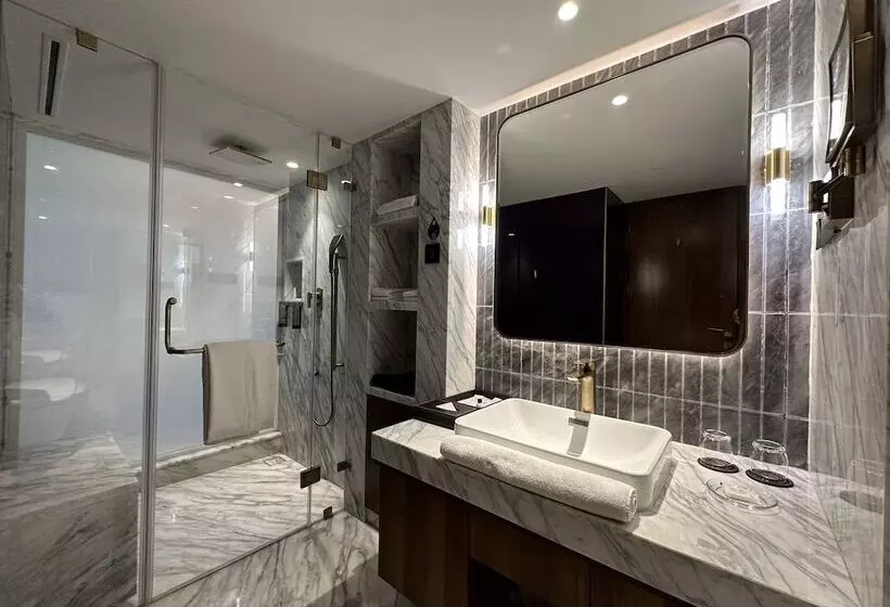 ビジネスルーム, Radisson Blu Hotel & Suites Grt Chennai