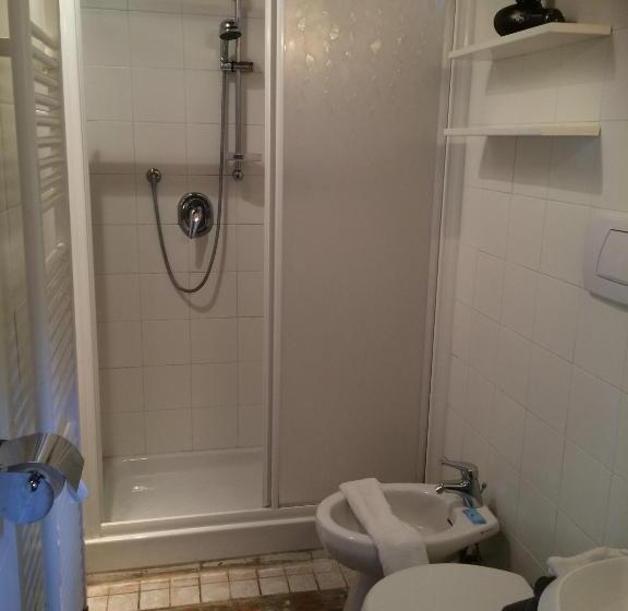 이코노미 룸, Residenzia Del Sogno